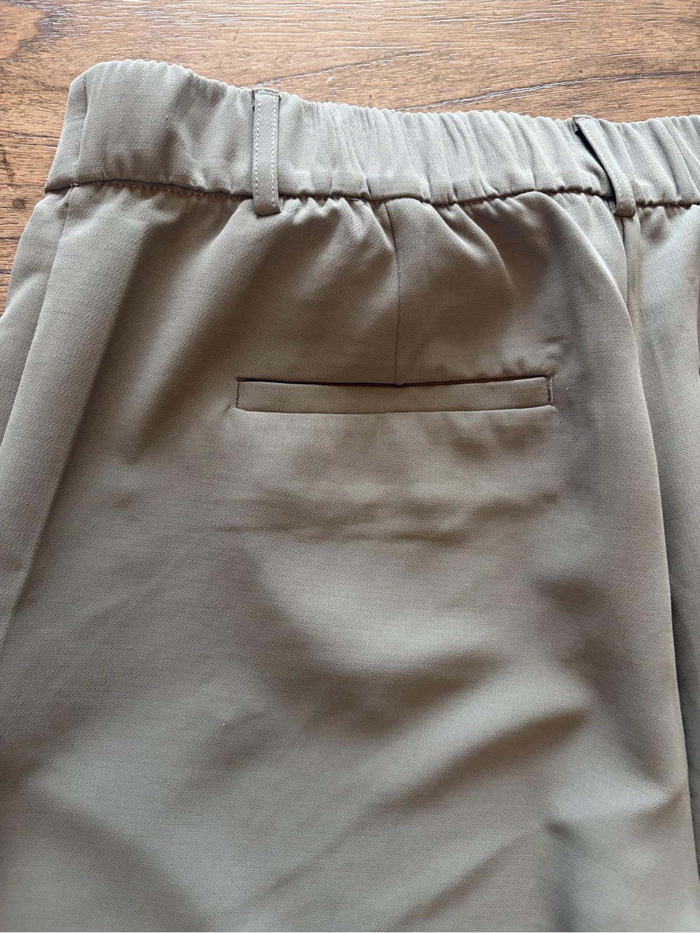 LOFT Versa Crepe Drape Palazzo Pant (Alpine Green) - Picture 4 of 4
